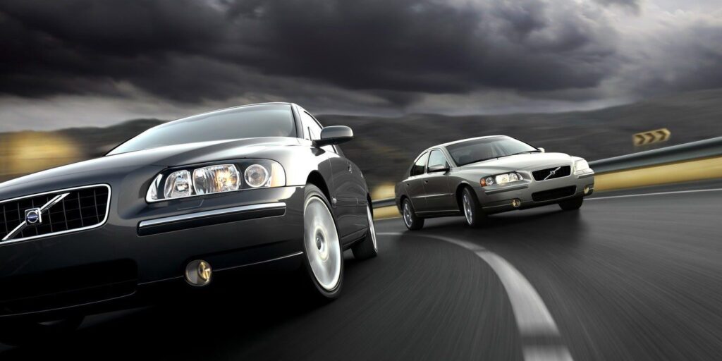 Realizar ultrapassagens nas estradas é um procedimento comum e muitas vezes necessário, o que faz com que uma ultrapassagem com segurança seja de extrema importância para manter os passageiros...